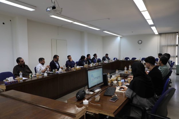 1-نخستین نشست هم‌اندیشی ذینفعان زیرساخت شارژ خودروهای برقی برگزار شد.